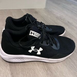 under armour mens running shoes